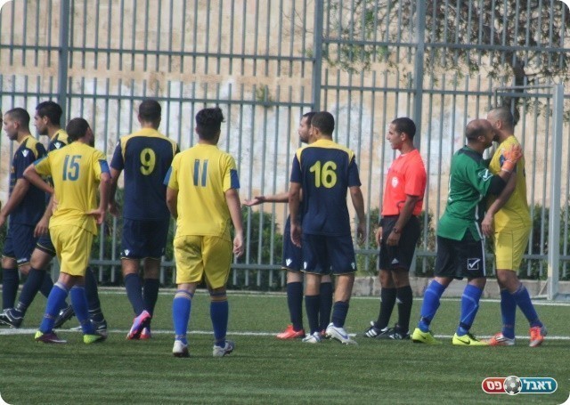 אירוע מוזר. ביטון ממתיק סוד עם בן חיים