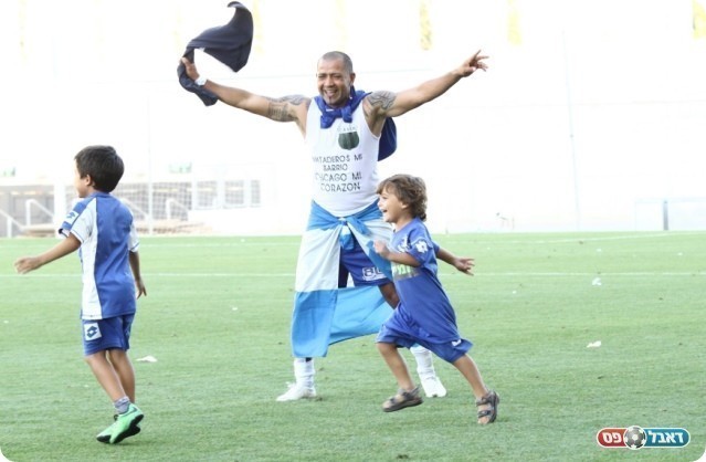 פרננדז חוגג (קובי רוזן)