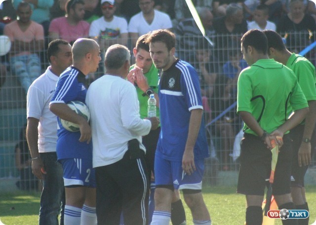 מקבל טיפול (אייל אורן)