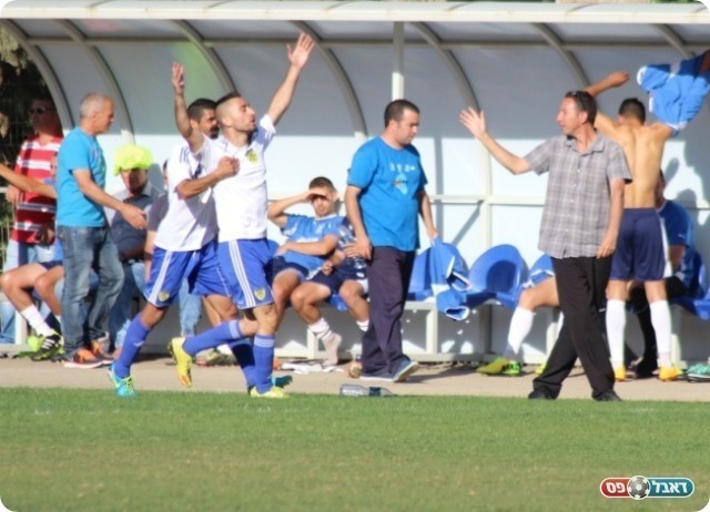 השער הגיע. דהן חוגג (עודד חסין)