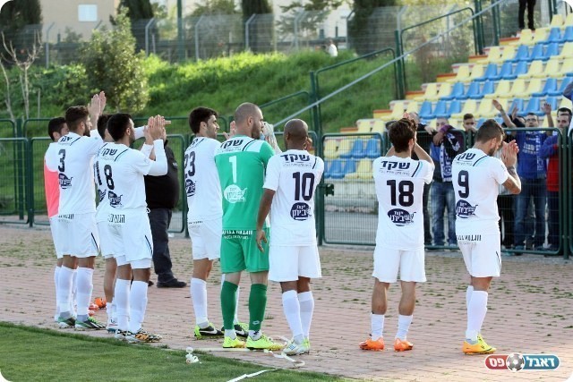 יכולים לקרר שמפניות. אשקלון חוגגת (רועי אסרף)