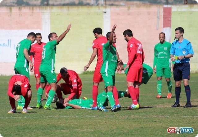 הפציעה (חאדר אניס)