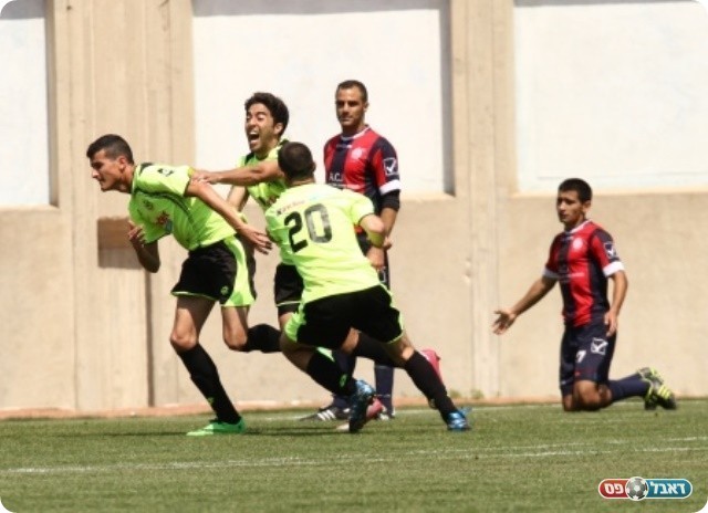 וחוגגים (קובי רוזן)