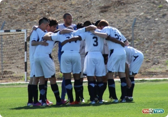 ההבדל בין עונה גדולה לטובה. שחקני טבריה (צילום: עודד חסין)