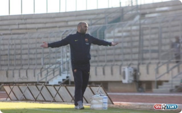 לא יותר מידי מצבים. סירוטקין מתוסכל (צילום: תאמר סרסור)