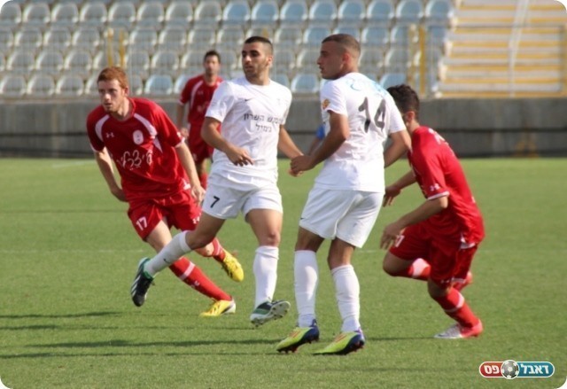 טבריה חיפשה את השוויון. רבינוביץ' נשמר ע"י בן דוד וקאסם (צילום: עודד חסין)