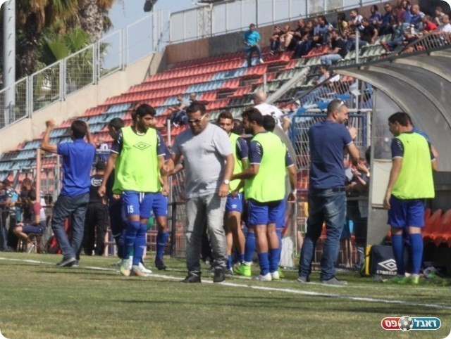 במצב הזה, יפו נשארת. הספסל של יפו אופטימי (תאמר סרסור)