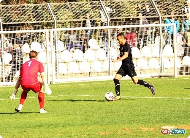 החמצה גדולה. גנון מול מסיקה (צילום: קובי רוזן)