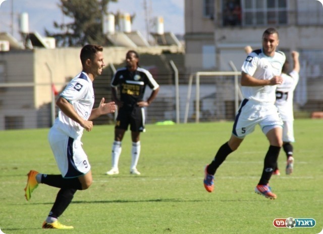 טבריה נסוגה לאחור. אלמקייס חוגג את השני (צילום: עודד חסין)