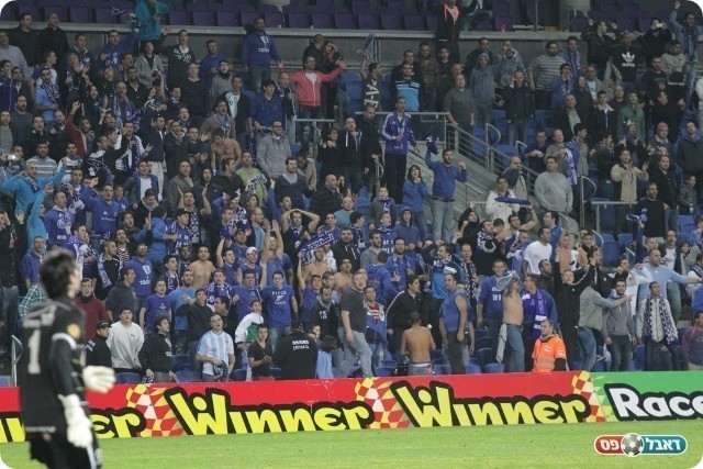 והקהל מתמוגג (צילום: קובי רוזן)