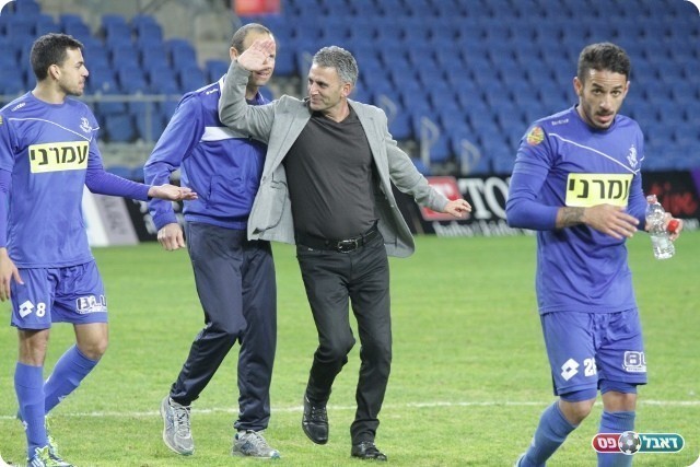 חתם לעוד עונה. יחזקאל (צילום: קובי רוזן)