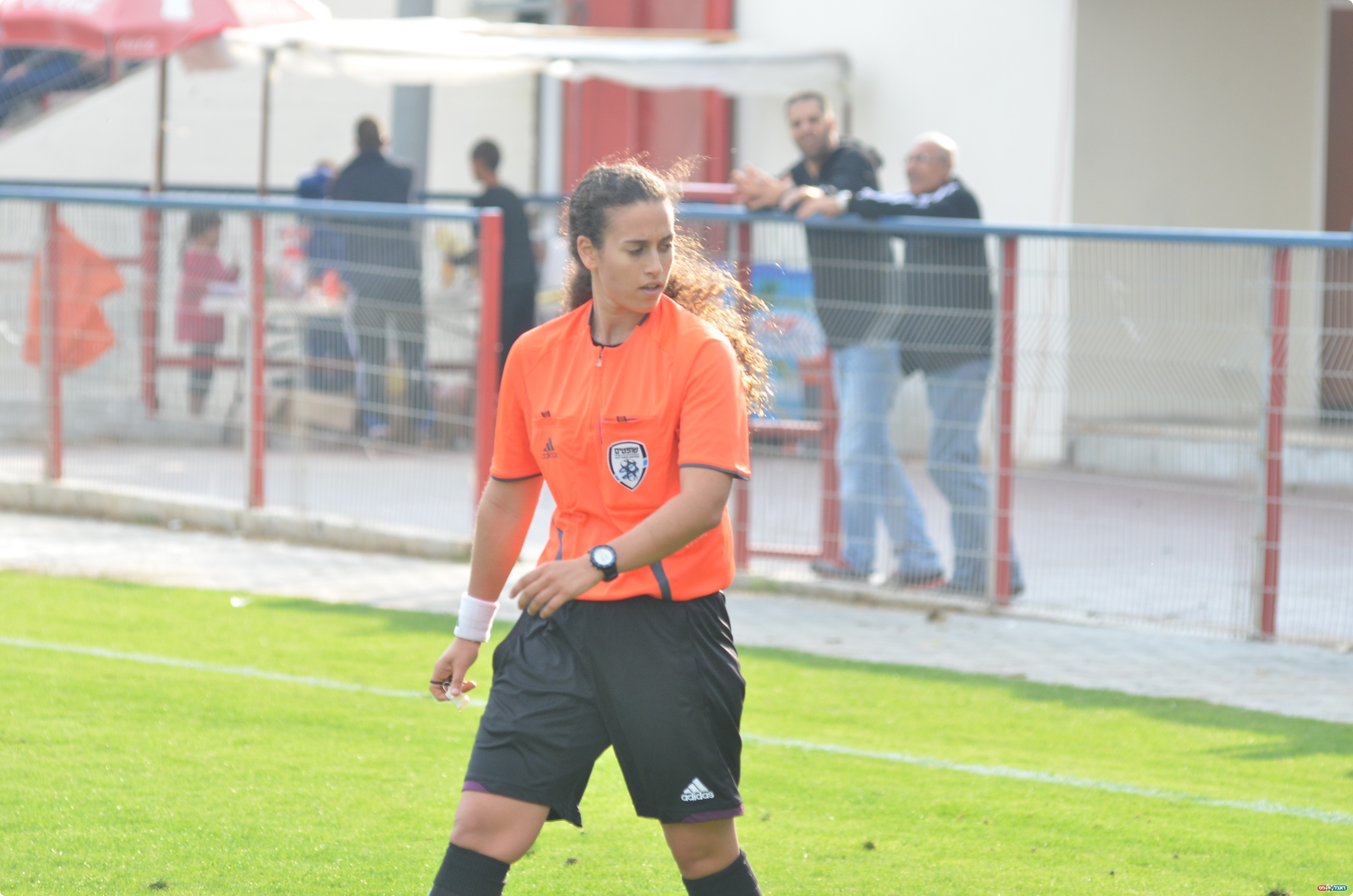 שיפוט מצוין, מיתר שמש (צילום: ארנון לוי)