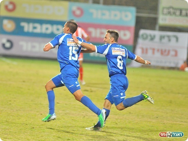 ורץ לחגוג (צילום: ארנון לוי)