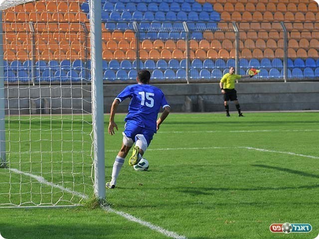 ורץ לחגוג (צילום: ארנון לוי)