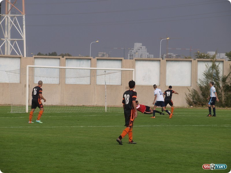 ושם את השביעי (אלון יהודיוף)