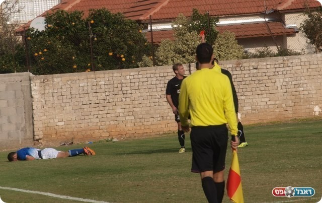 הפעם לא ויתר. האדום לאמיתי. 