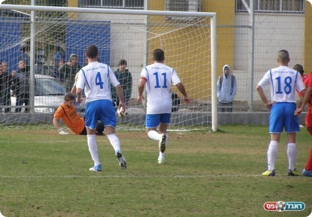 הבעיטה (אמיר שיבי)