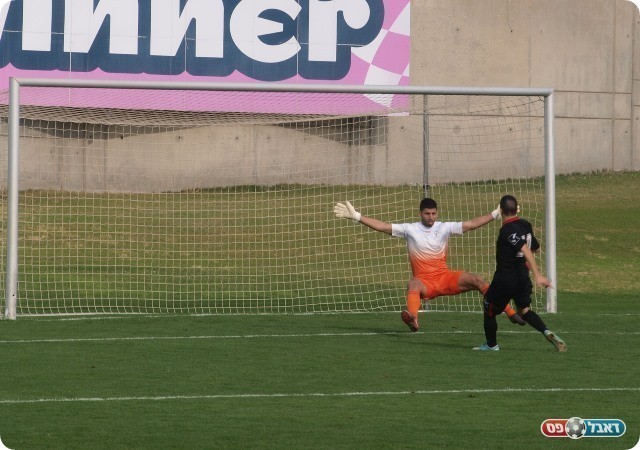 שער שלא הספיק. גוזלן כובש.