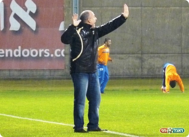 משדרג שחקני ליגות נמוכות. לחמן 