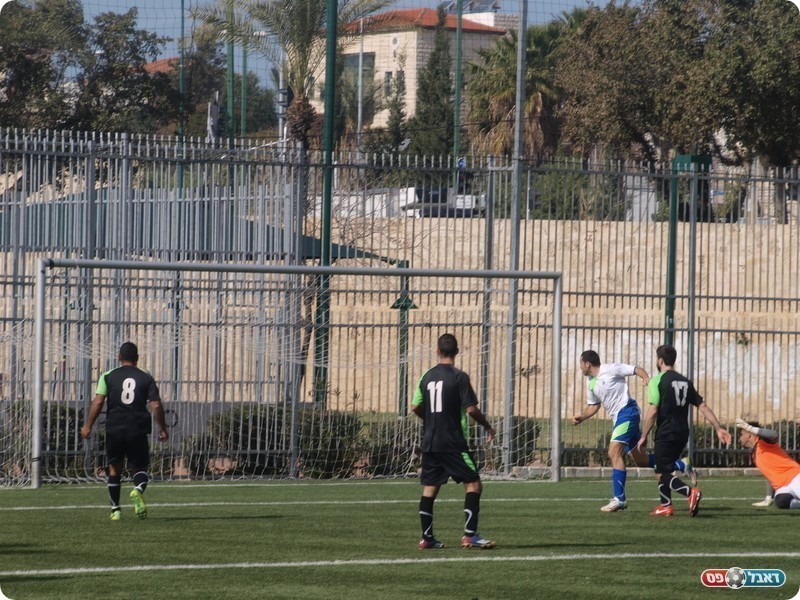 המהפך. תומר נוגח פנימה (אלון יהודיוף)