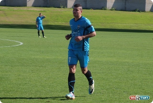 צמד במחצית הראשונה. סעדו.