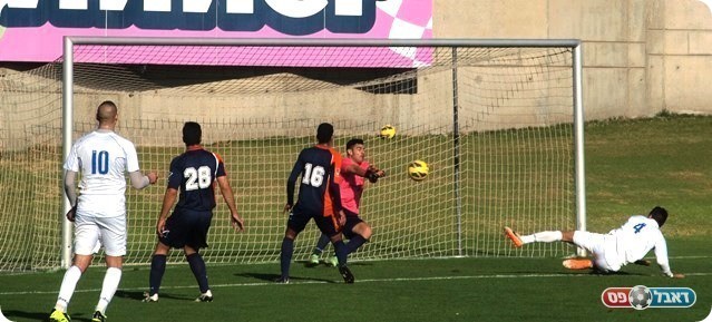 הזדמנות גדולה. מצליח לא מצליח לכבוש. 