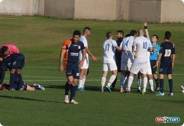 השתלשלות האירועים. בלילי מורחק. 