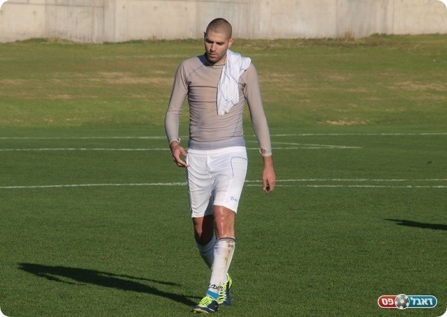 פליקר יורד לאחר ההרחקה. 