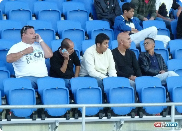 ראו את הנולד. אנשי שעריים