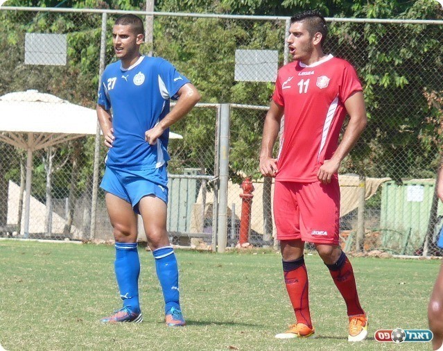שווה גם ליגה לאומית. עידן שמש (מימין. צילום: גיא גולדפרב)