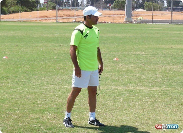 התחיל לעבוד. טיאר