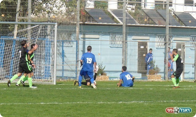 ומחטיא (צילום: אלי שמואלי)