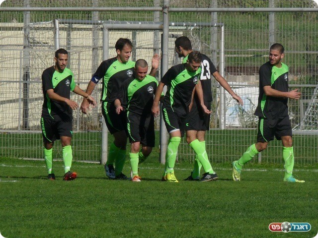 בסוף זה הגיע. ותיקים חוגגת את הראשון (צילום: אלי שמואלי)