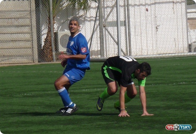 מחצית שנייה שקולה. כוכבי ושרון (צילום: אלי שמואלי)