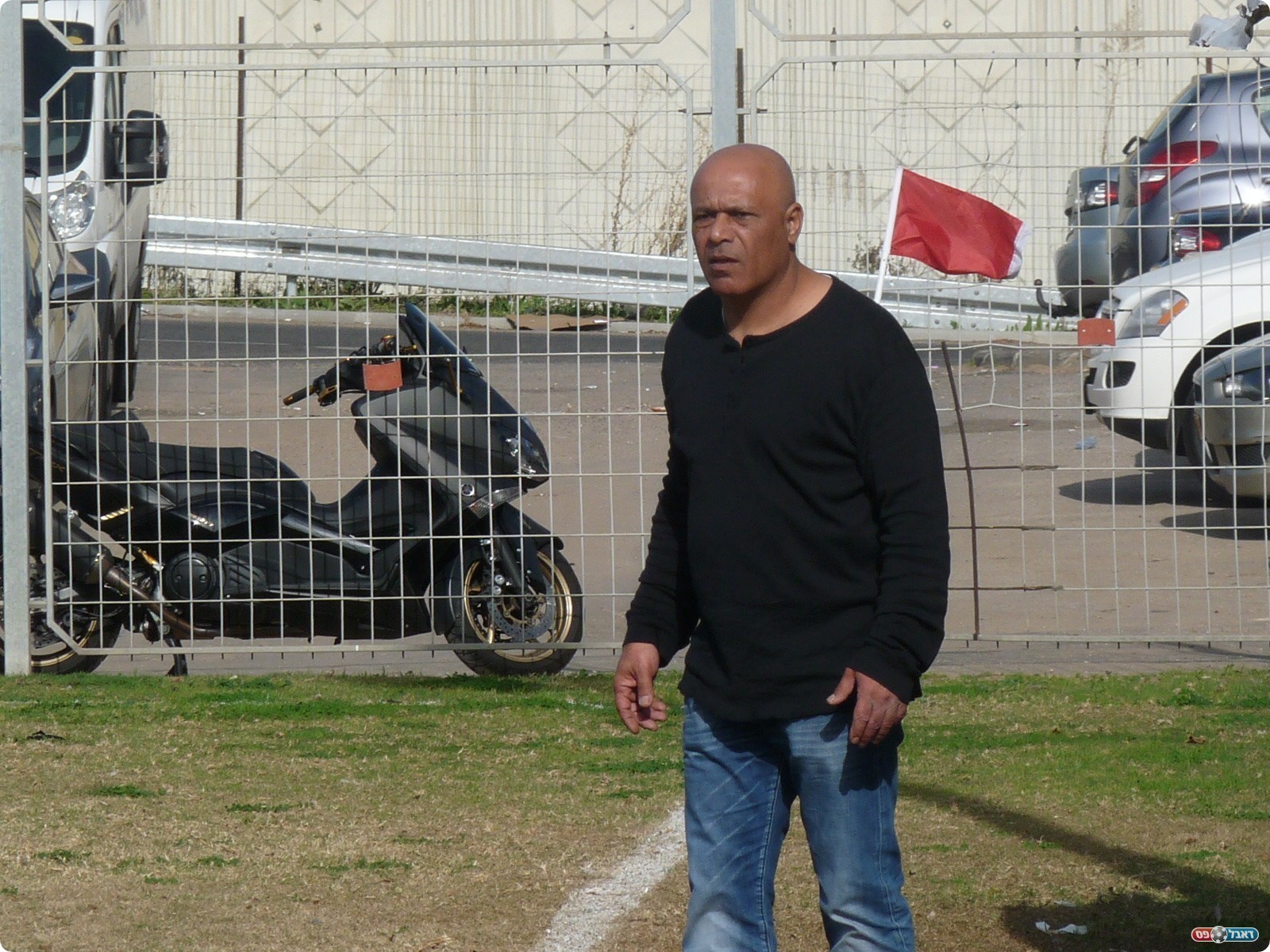 מאמן המחזור. מסעוד (צילום: אלי שמואלי)