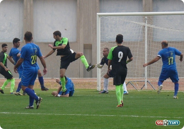 ערבוביה ברחבה. נעמת כובש (צילום: אלי שמואלי)