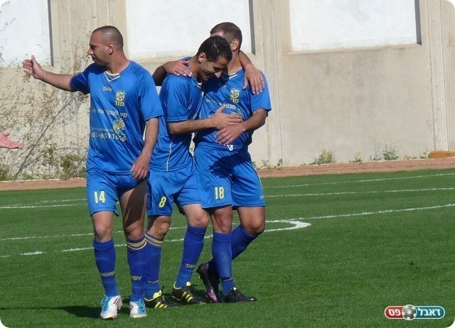 חוגגים (צילום: אלי שמואלי)