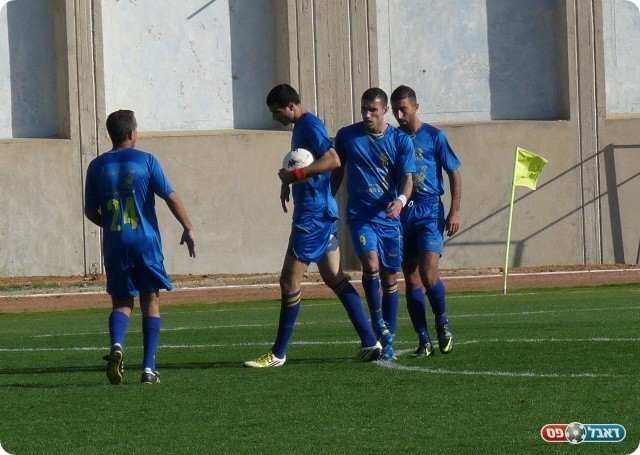 החגיגה נמשכה. אלנור אלייב חוגג (צילום: אלי שמואלי)