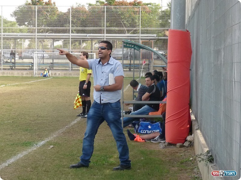 עם הפנים לכפר ברא. ליאור בן שושן (אלי שמואלי)