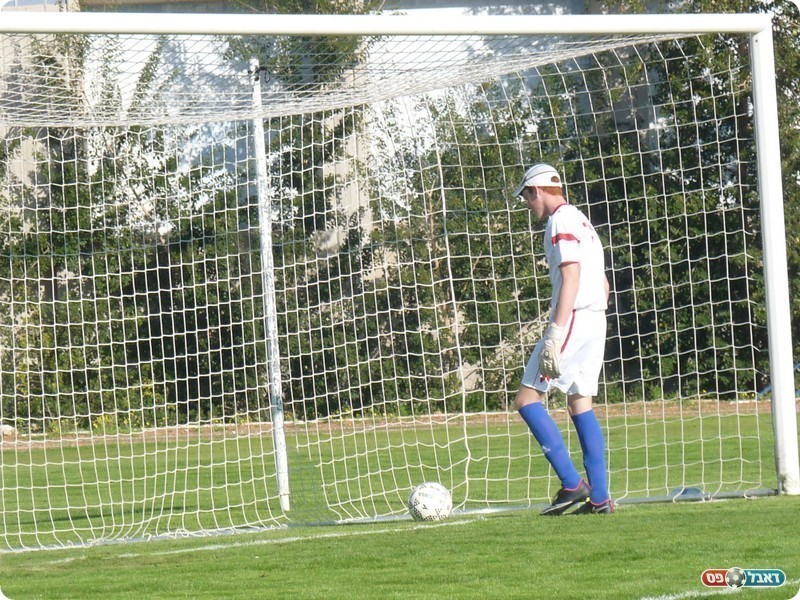 הרביעי ברשת (אלי שמואלי)