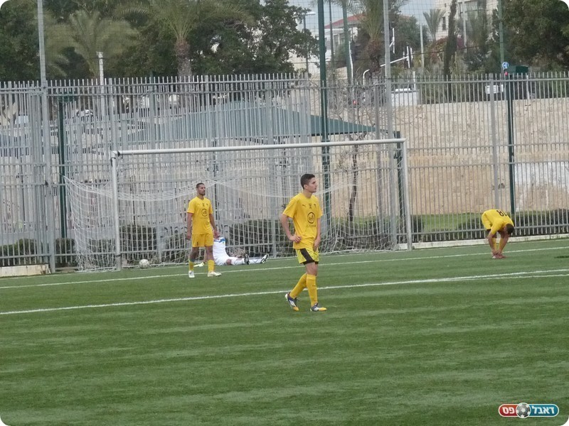 הכדור של דואק ברשת (אלי שמואלי)