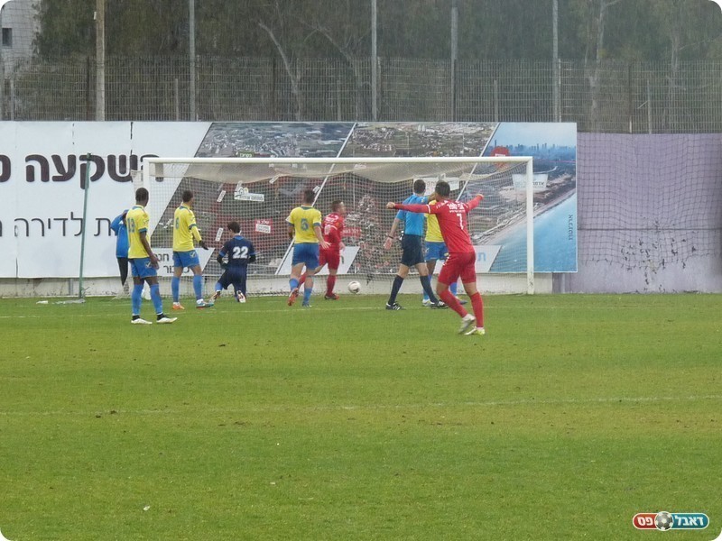 הראשון ברשת. כהן כובש (אלי שמואלי)