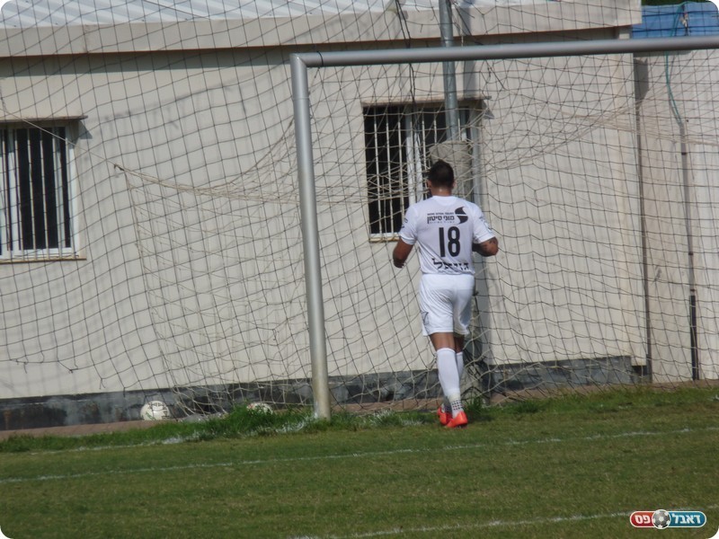 שער חשוב לפני ההפסקה. השני ברשת (אלי שמואלי)