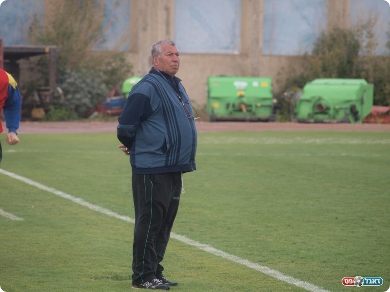 כואב את המצב של הקבוצה. הרצל בוסתנאי (אלון יהודיוף)