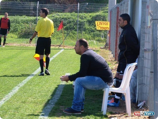 עדיין במקום הראשון. אבי לילוס. 