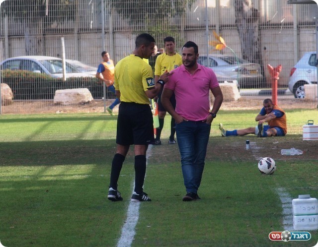 כעס על הצהוב. בוזגלו. 