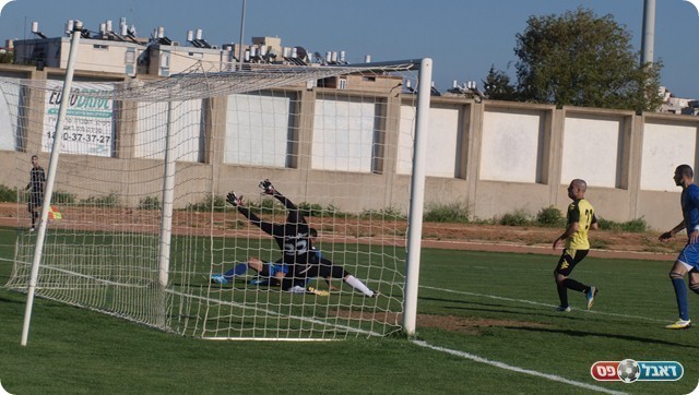 שוב כמעט. הקורה של ג'ואדללה. 