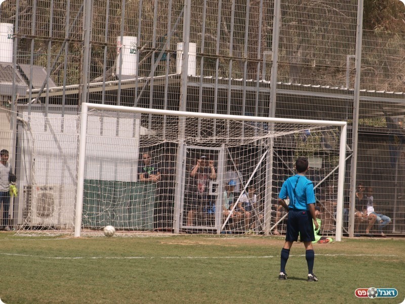 הפנדל של דומר ברשת (אלון יהודיוף)