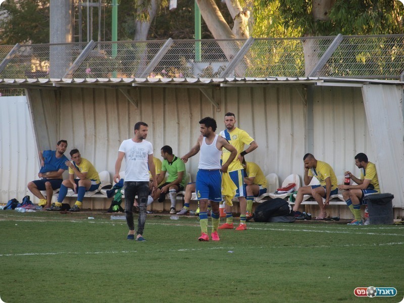 הפנים אומרות הכל. אנשי לזרוס בסיום (אלון יהודיוף)