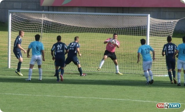 לא היום של ערד. סמדג'ה מנקה עוד ניסיון של הדרומיים.